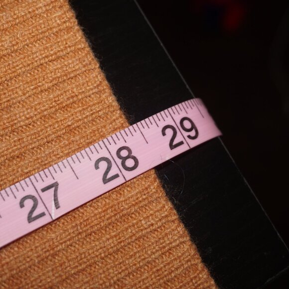 Vintage Y2K Banana Republic Wool Angora Cashmere Cable Knit Sweater - Picture 7 of 7